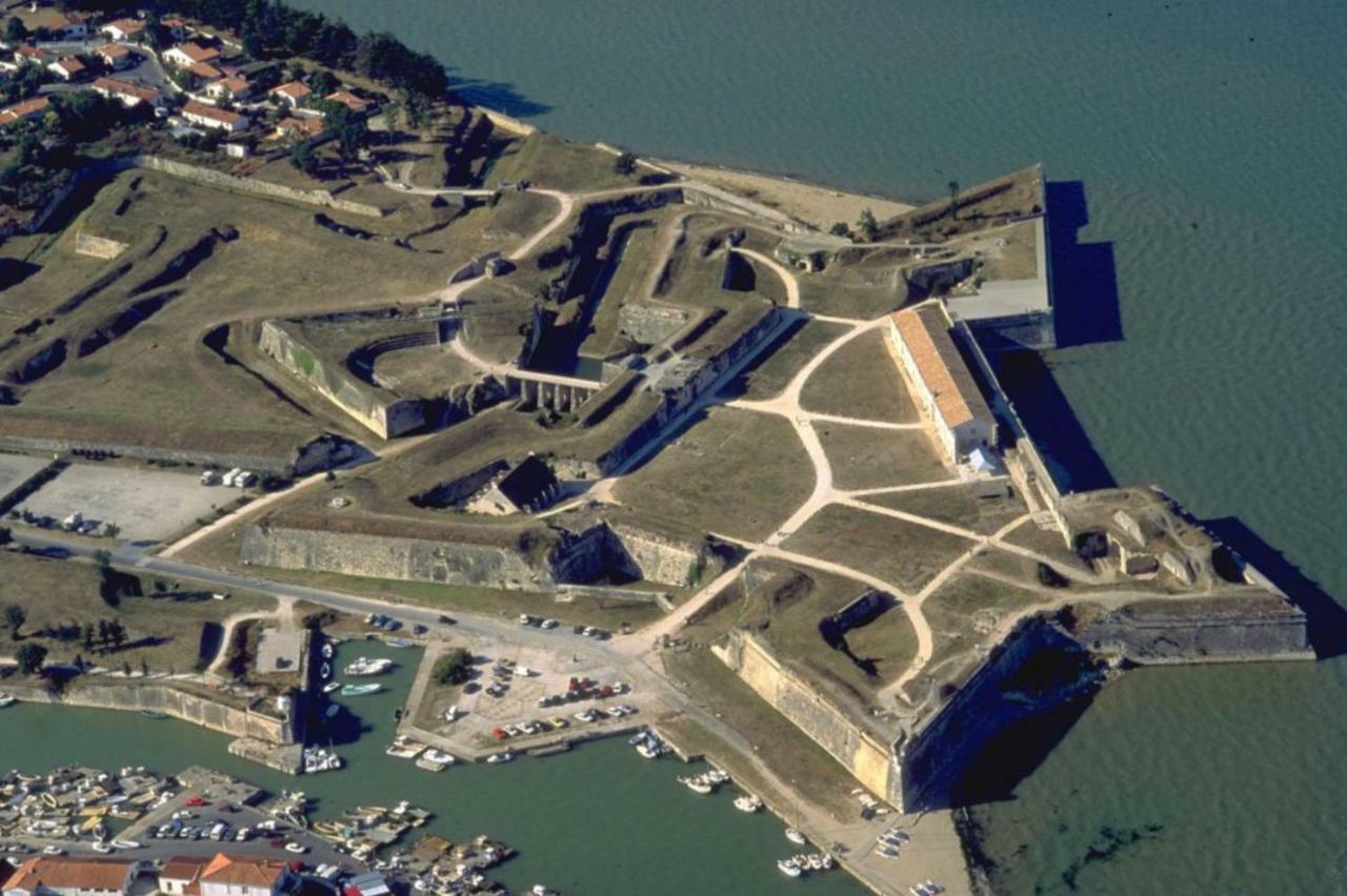 Vila Escale A L'Ile D'Oleron Le Château-dʼOléron Exteriér fotografie